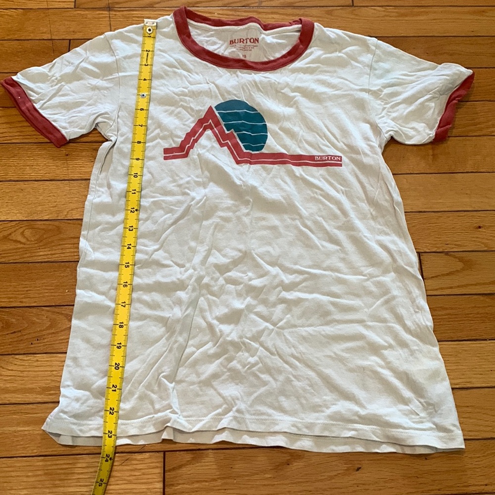 Burton short sleeve shirt